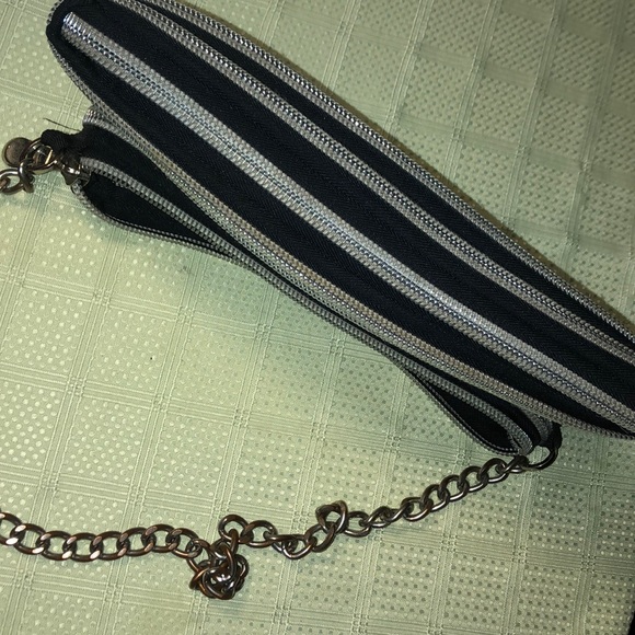 BAM Women’s Black and Gray Striped Shoulder Bag - Picture 8 of 11